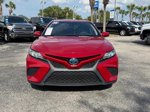 2020 Toyota Camry SE