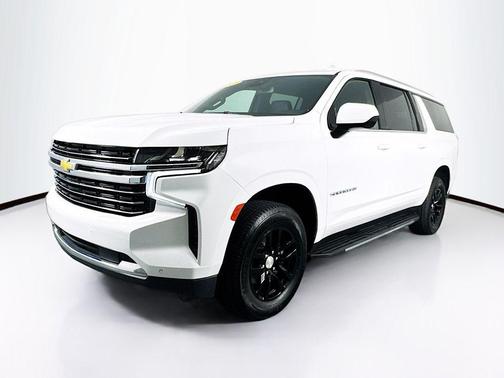 2023 Chevrolet Suburban LT