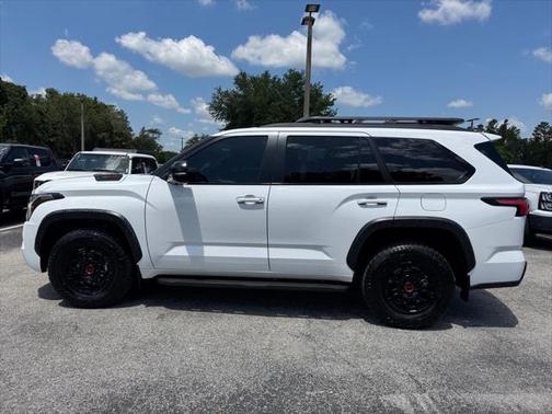 2025 Toyota Sequoia Base