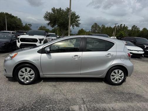 2014 Toyota Prius c Two