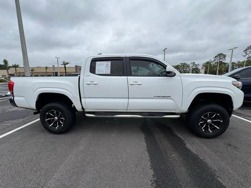 2016 Toyota Tacoma SR5
