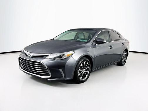 2016 Toyota Avalon XLE