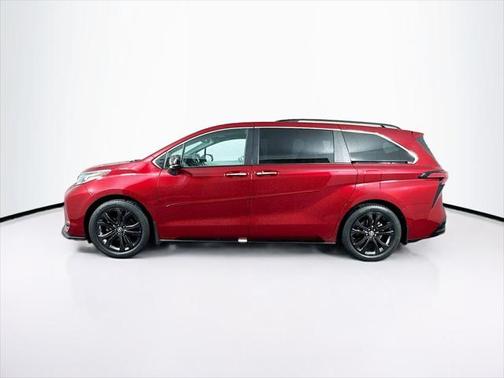 2023 Toyota Sienna XSE