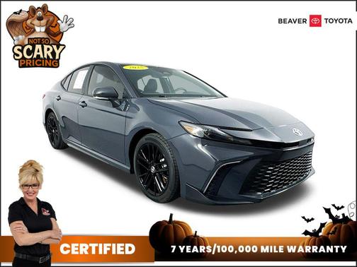 2025 Toyota Camry SE