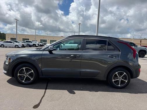 2023 Kia Niro EX