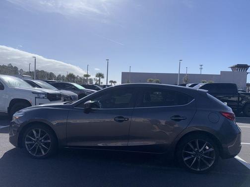 2018 Mazda Mazda3 Touring