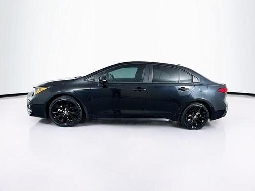 Black Sand Pearl 2022 Toyota Corolla SE