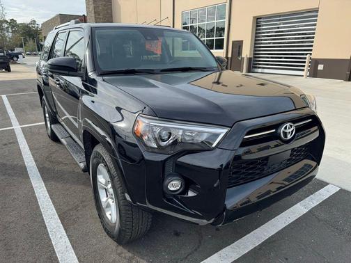 2022 Toyota 4Runner SR5