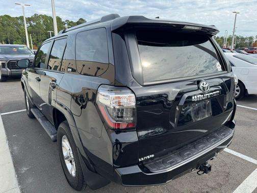 2022 Toyota 4Runner SR5