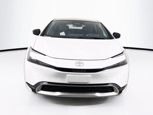 Wind Chill Pearl 2026 Toyota Prius Plug-In Hybrid XSE