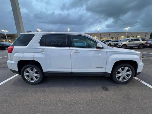 2017 GMC Terrain SLE-1