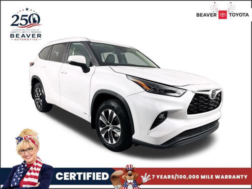 Wind Chill Pearl 2025 Toyota Highlander Hybrid XLE
