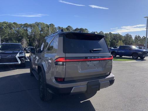 2024 Lexus GX 550 Overtrail+