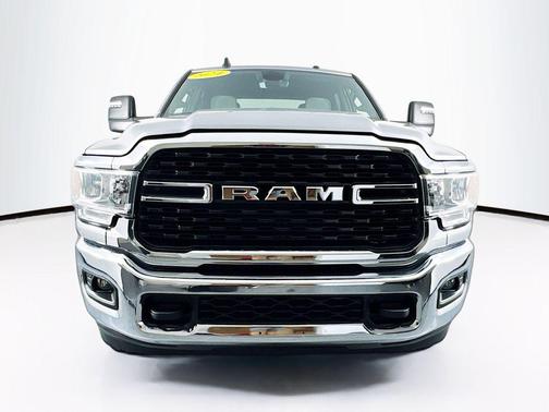 2024 RAM 2500 Big Horn Crew Cab 4x4 8' Box