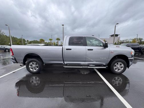 2024 RAM 2500 Big Horn Crew Cab 4x4 8' Box