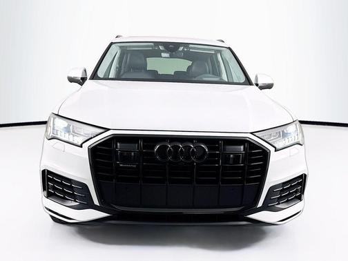 2023 Audi Q7 55 Prestige