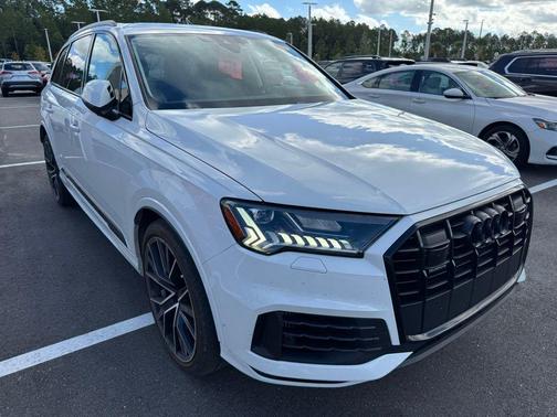 2023 Audi Q7 55 Prestige