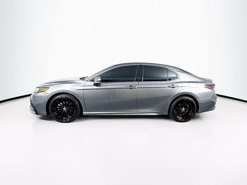 2024 Toyota Camry Hybrid SE