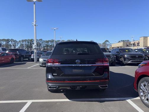2023 Volkswagen Atlas 3.6L SEL