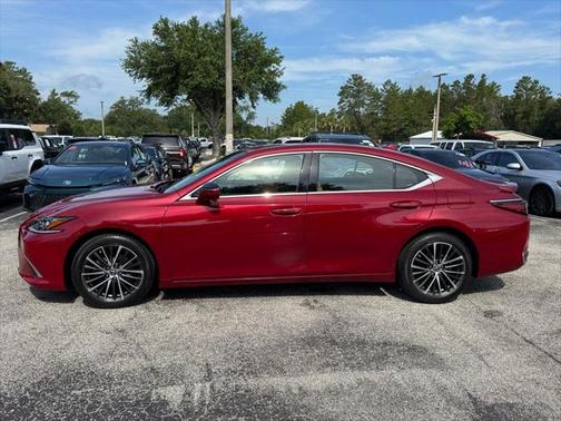 2022 Lexus ES 250 Base