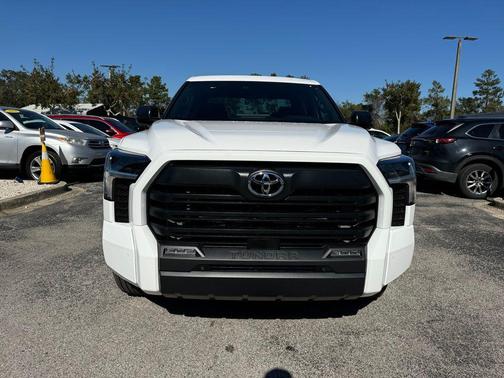 2025 Toyota Tundra SR5