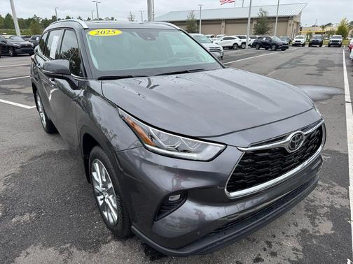 2025 Toyota Highlander Limited