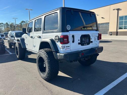 2020 Jeep Wrangler Unlimited Willys 4X4