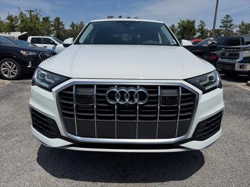 2023 Audi Q7 55 Premium Plus