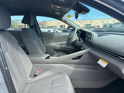 2022 Hyundai ELANTRA HEV Blue