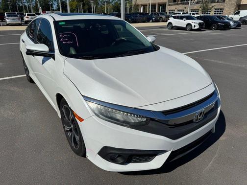 2017 Honda Civic Touring