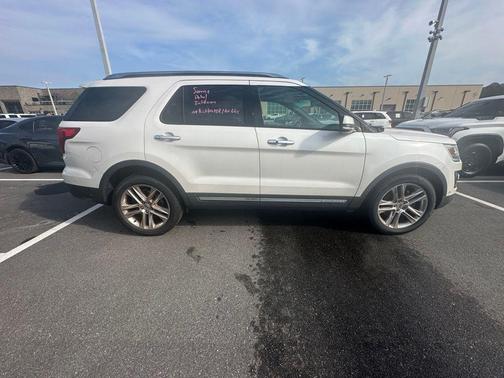 White Platinum Metallic Tri-Coat 2016 Ford Explorer Limited