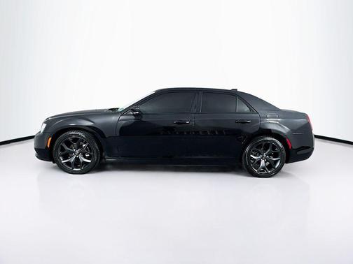 2023 Chrysler 300 S