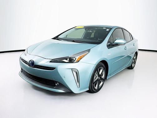 2022 Toyota Prius XLE
