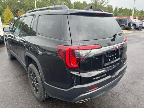 2021 GMC Acadia AWD AT4