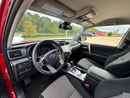 2024 Toyota 4Runner SR5