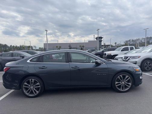 2021 Chevrolet Malibu FWD LT