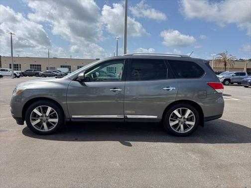 2016 Nissan Pathfinder Platinum