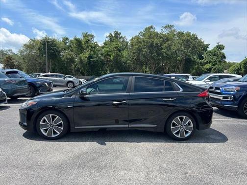 2017 Hyundai IONIQ Hybrid Limited