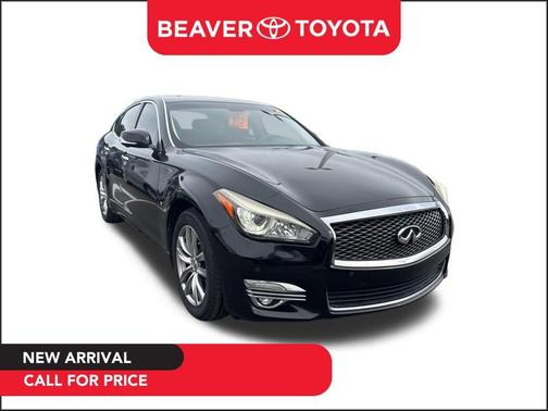 2015 INFINITI Q70 3.7