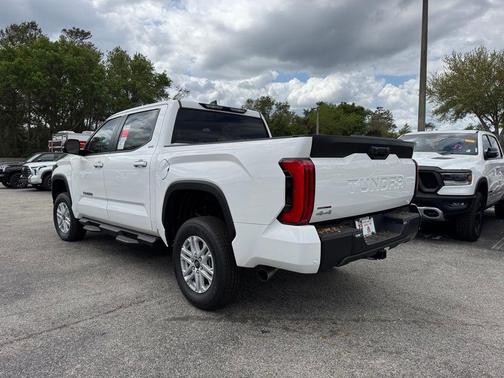 2025 Toyota Tundra SR5