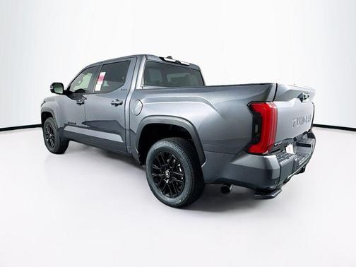 2026 Toyota Tundra Hybrid Platinum