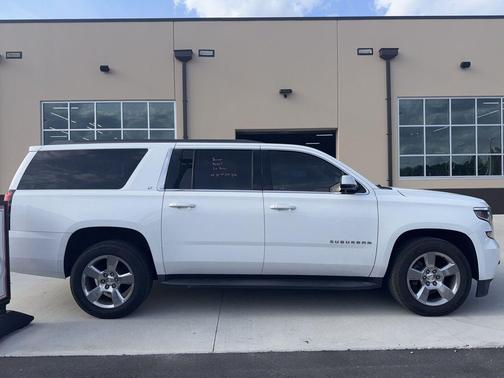 2018 Chevrolet Suburban LT