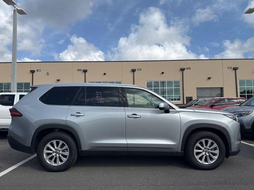 Celestial Silver Metallic 2025 Toyota Grand Highlander XLE