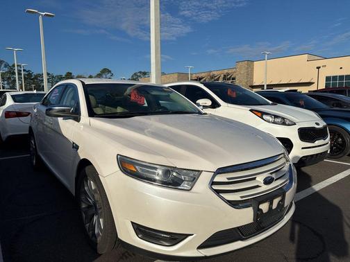 2017 Ford Taurus Limited
