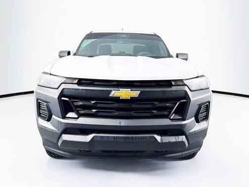 2023 Chevrolet Colorado WT