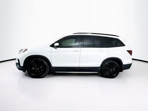 2021 Honda Pilot AWD Black Edition