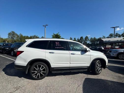 2020 Honda Pilot Touring 8-Passenger