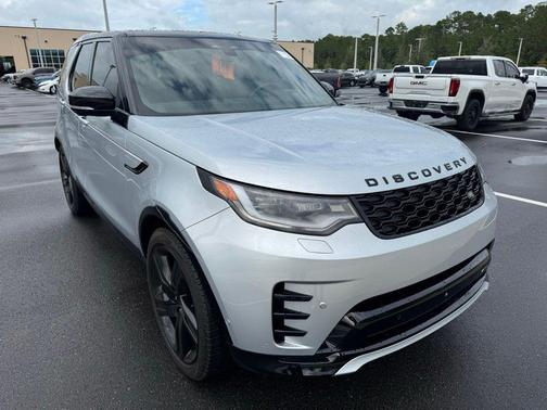 2023 Land Rover Discovery P360 S R-Dynamic