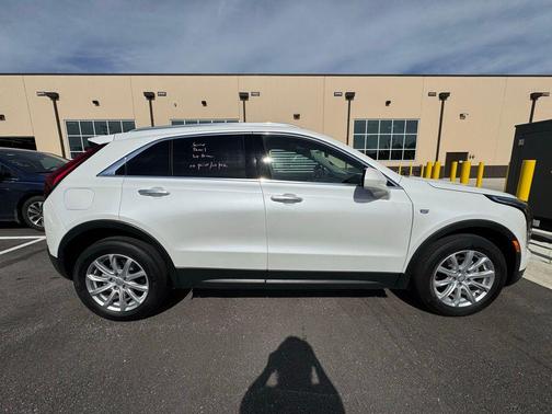 2023 Cadillac XT4 Luxury