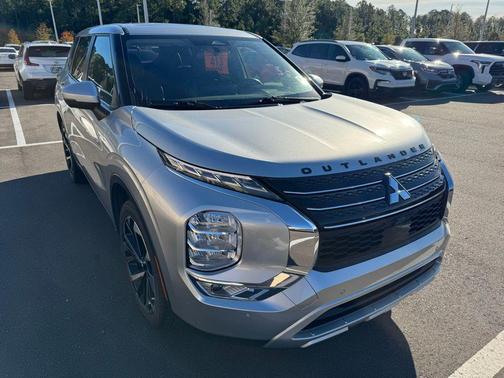 2023 Mitsubishi Outlander SE 2.5 2WD